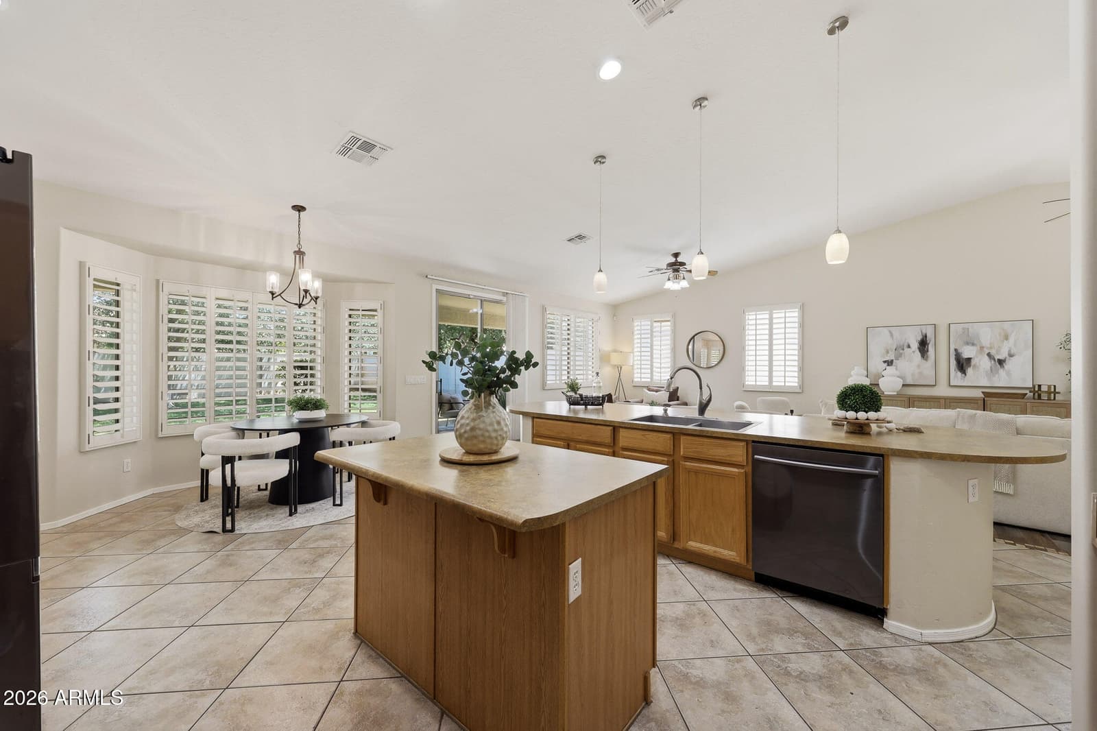 8216 W CROCUS Drive, Peoria, AZ 85381 — photo 23 of 72