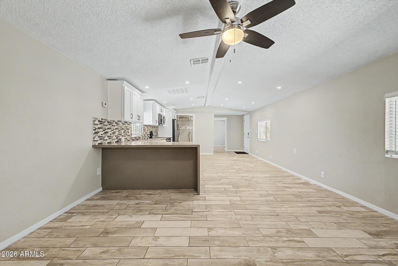 1221 N DYSART Road 27, Avondale, AZ 85323 — photo 8 of 28