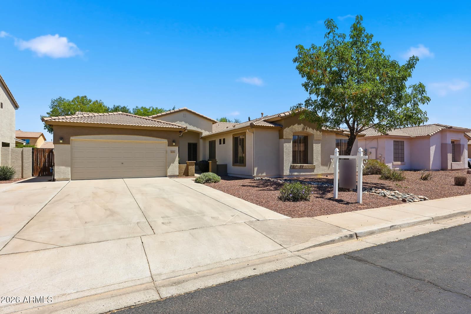 8216 W CROCUS Drive, Peoria, AZ 85381 — photo 1 of 72