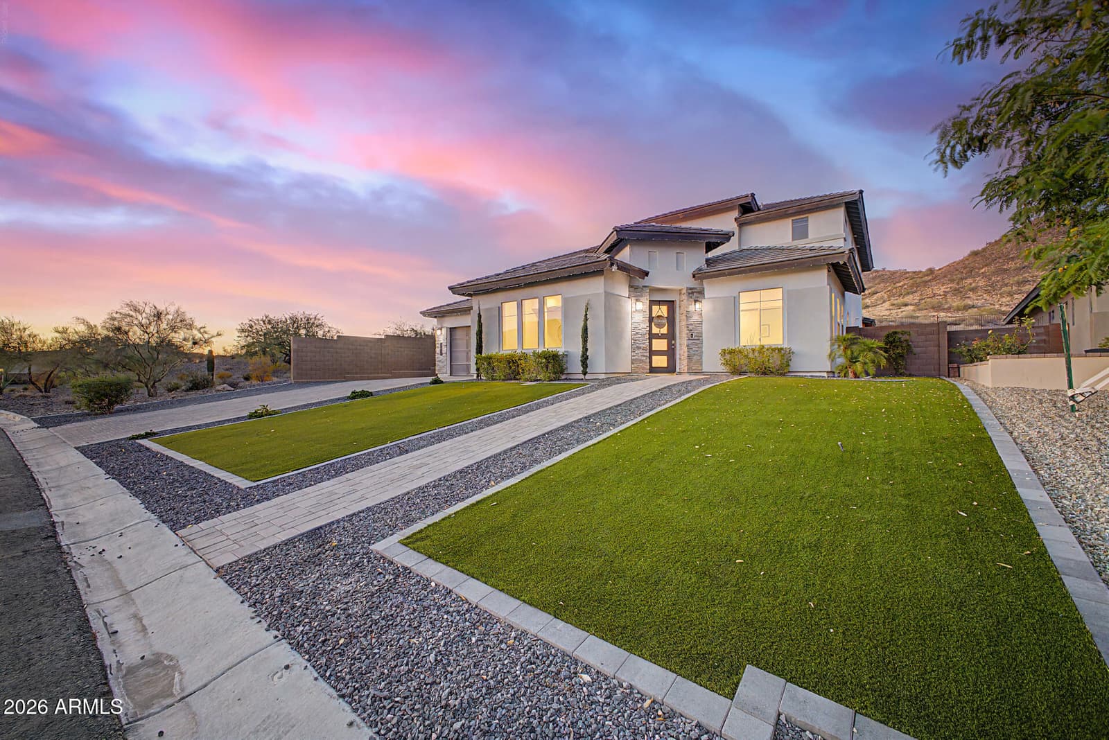 2010 E VILLA LINDA Drive, Phoenix, AZ 85024 — photo 4 of 50