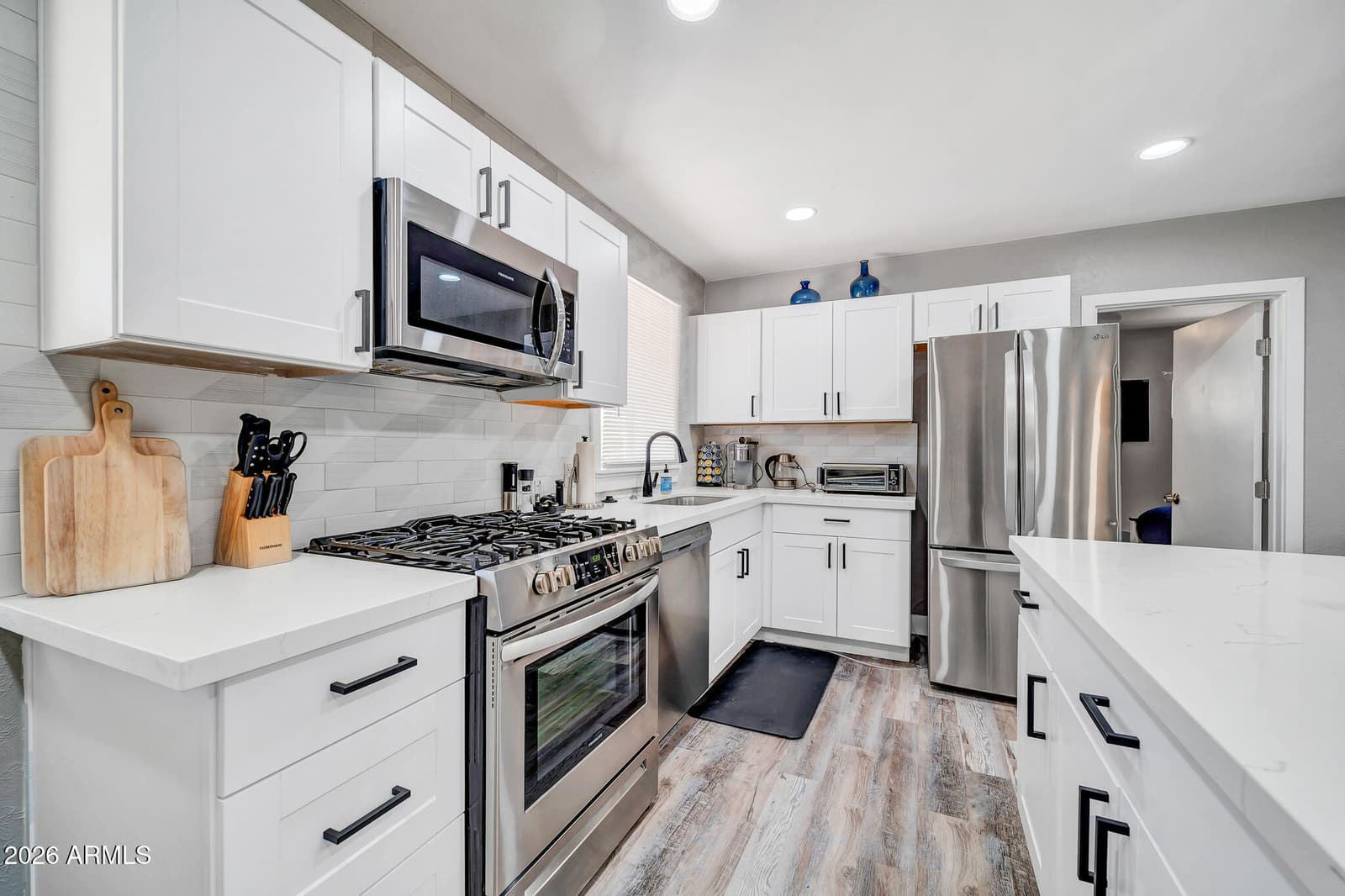 1214 W Highland Avenue, Phoenix, AZ 85013 — photo 11 of 52