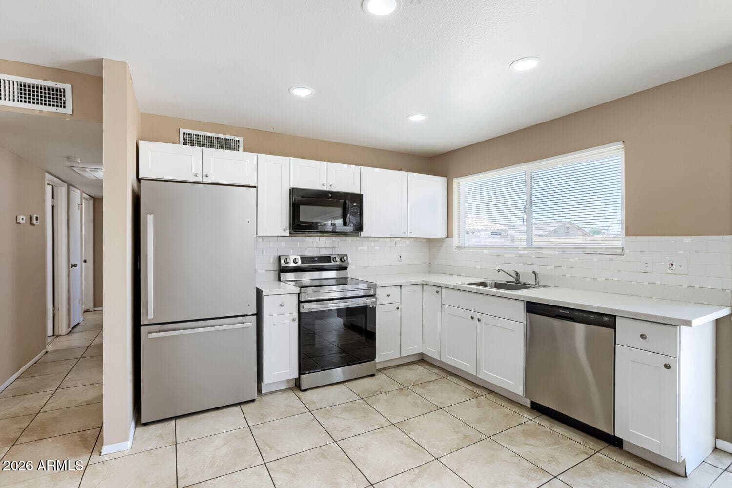 4526 E BURGESS Lane, Phoenix, AZ 85042 — photo 12 of 28