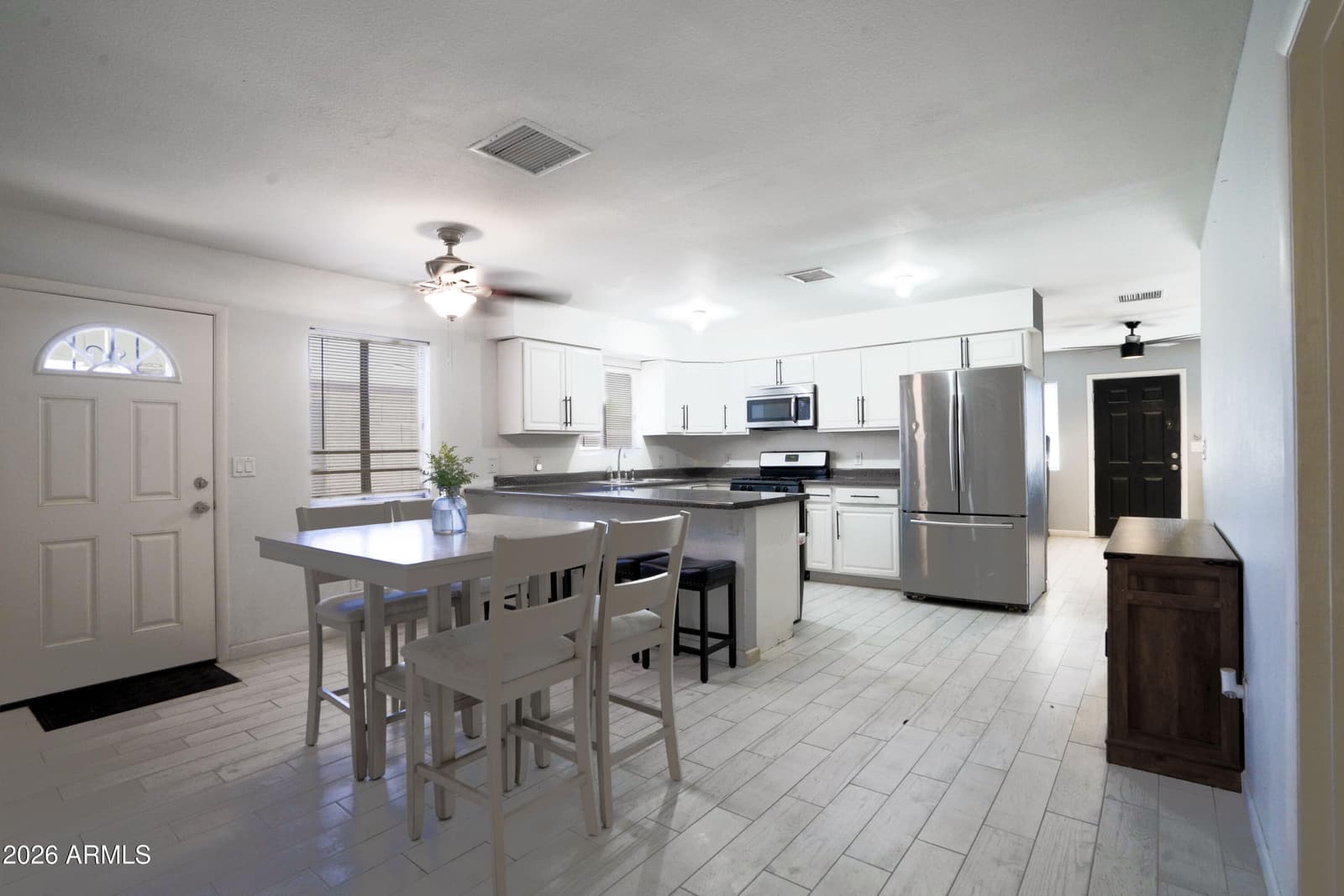729 S 2ND Street, Avondale, AZ 85323 — photo 5 of 21