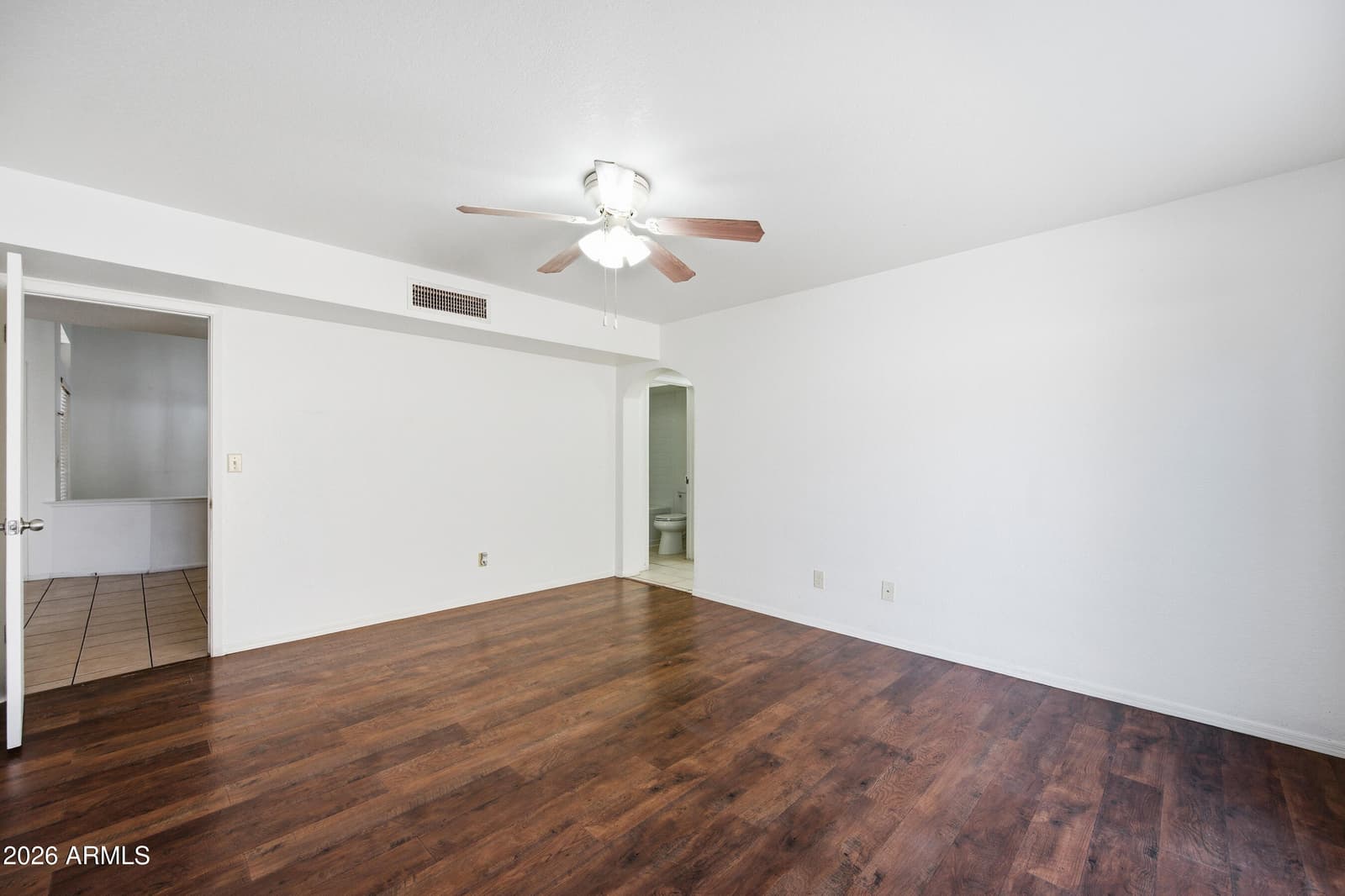 11907 N 76TH Drive, Peoria, AZ 85345 — photo 12 of 31