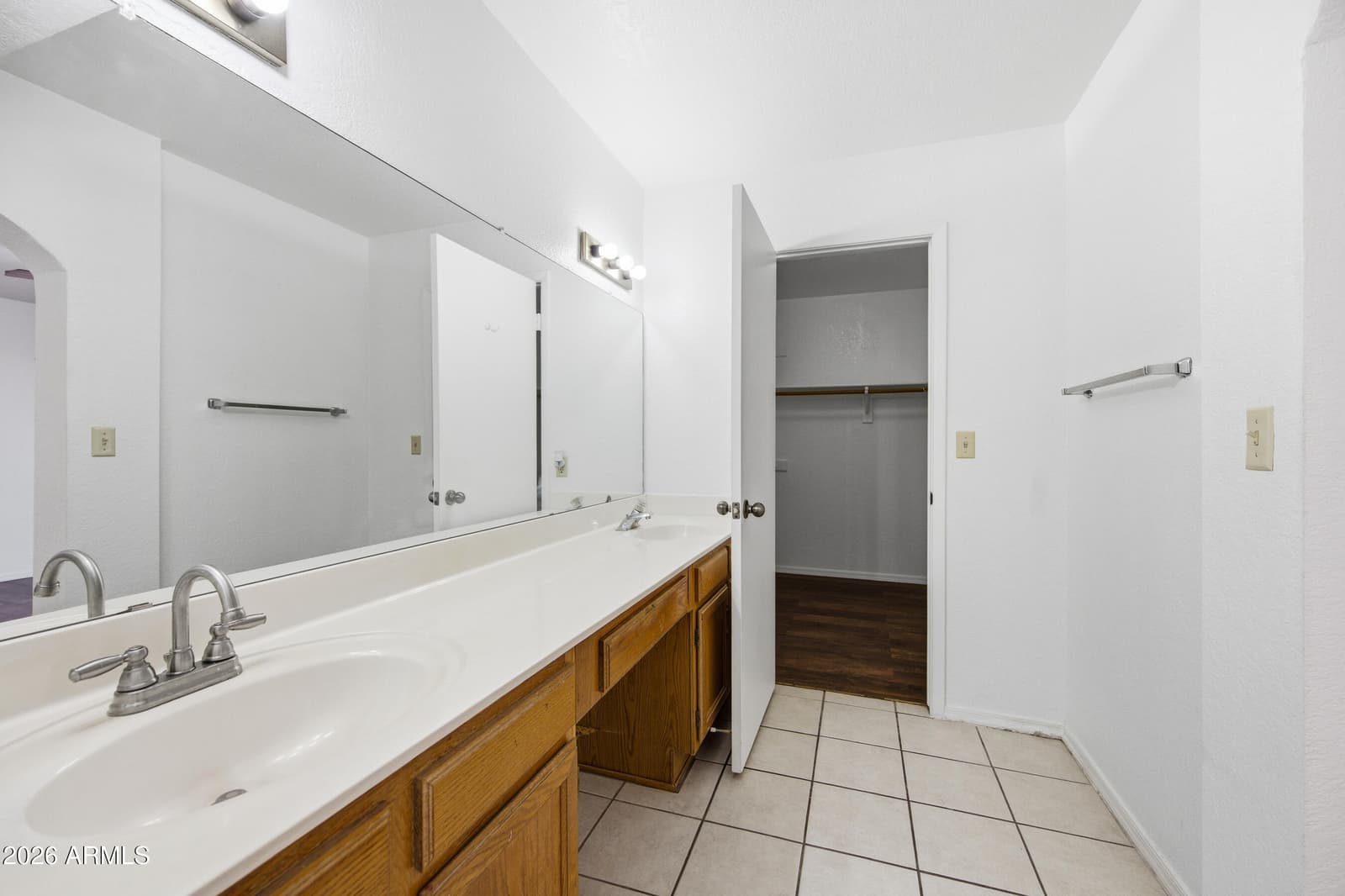 11907 N 76TH Drive, Peoria, AZ 85345 — photo 14 of 31