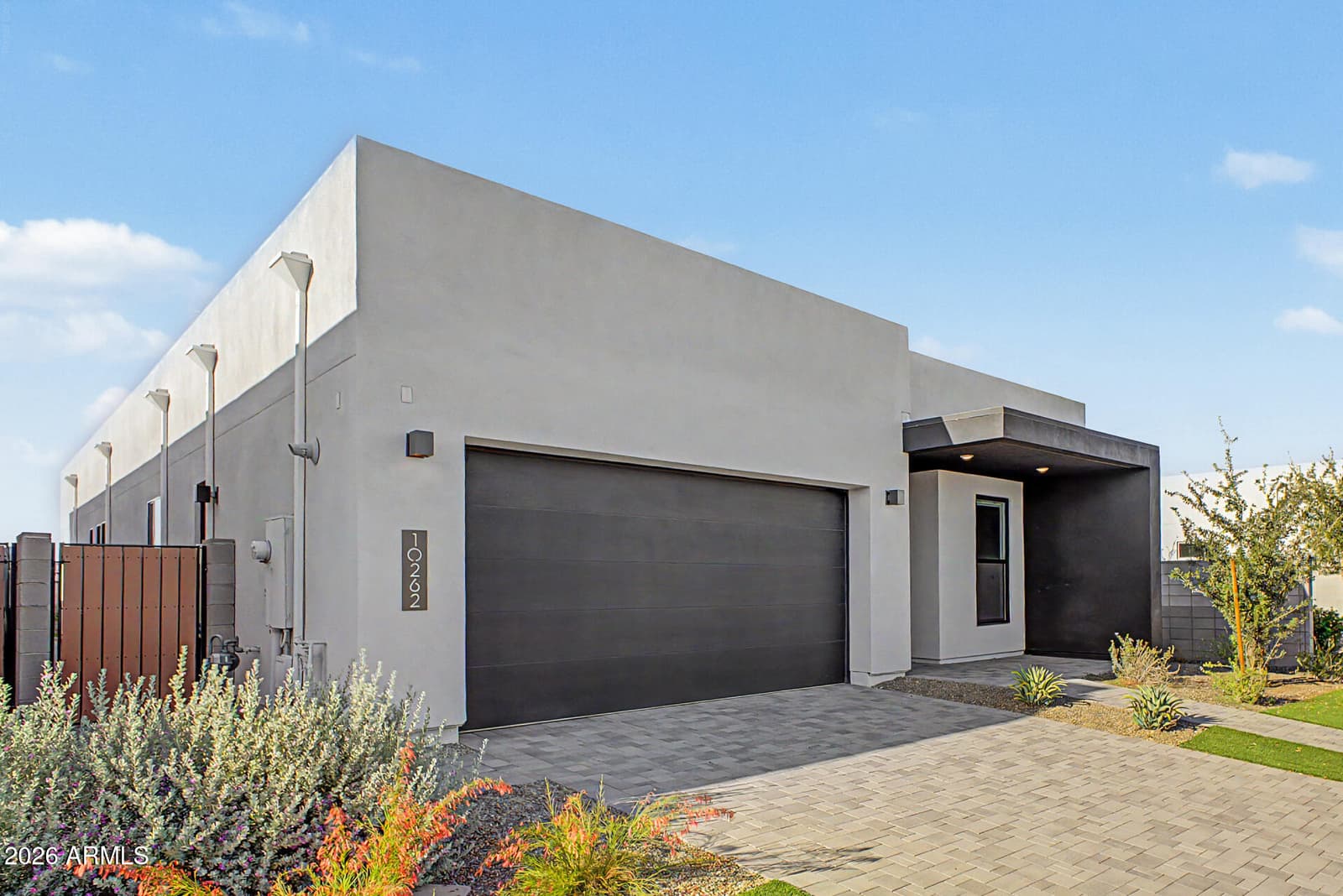 10262 E UTAH Avenue, Mesa, AZ 85212 — photo 4 of 36