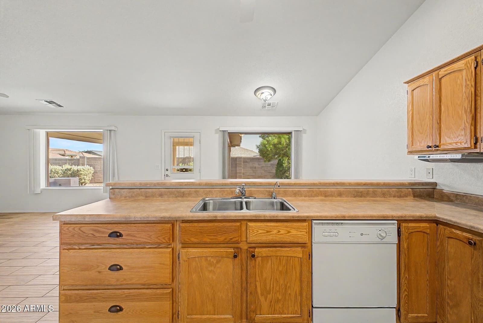 11543 E MILAGRO Avenue, Mesa, AZ 85209 — photo 14 of 37