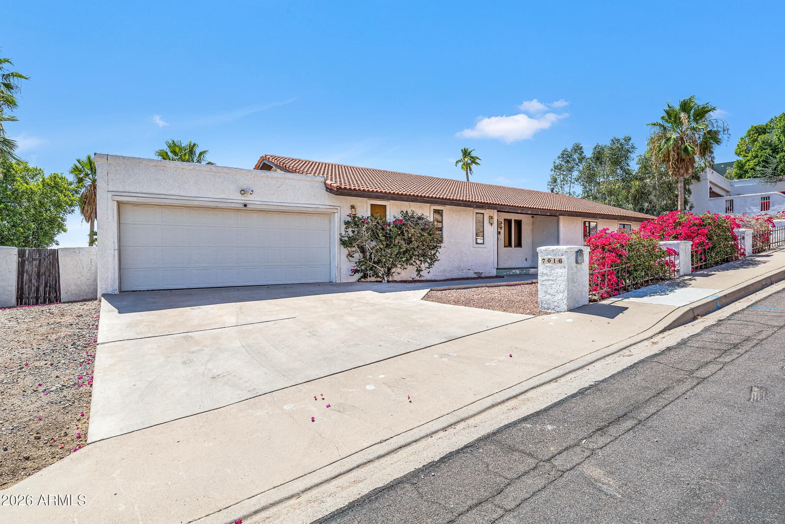 7016 N 23RD Place, Phoenix, AZ 85020 — photo 2 of 37