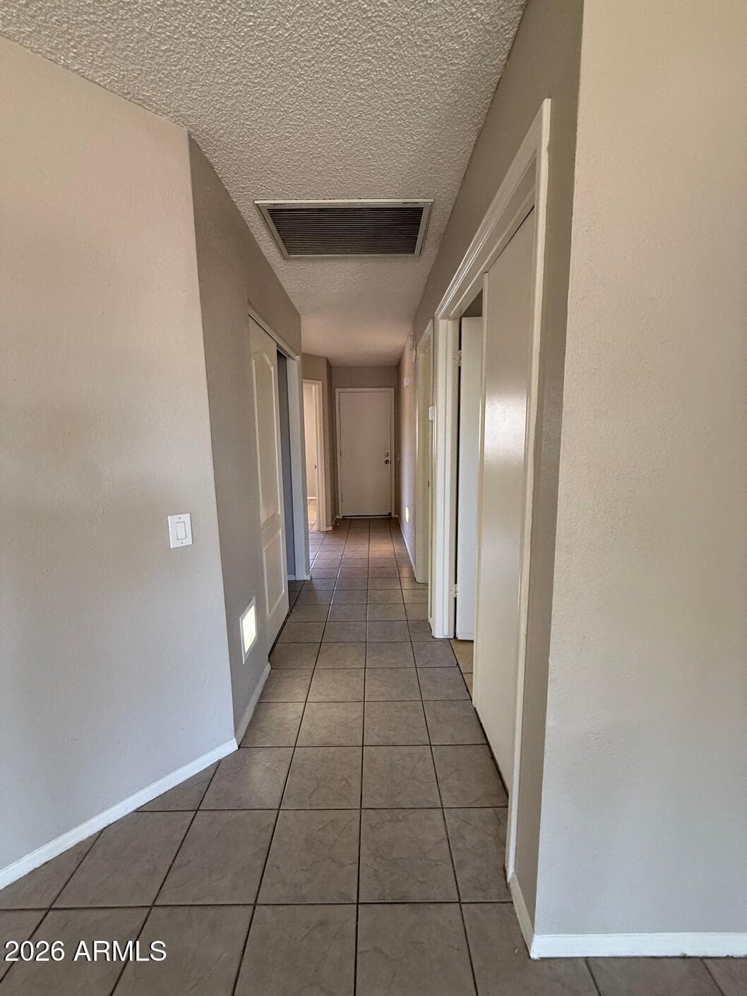 6910 W STATE Avenue, Glendale, AZ 85303 — photo 5 of 15