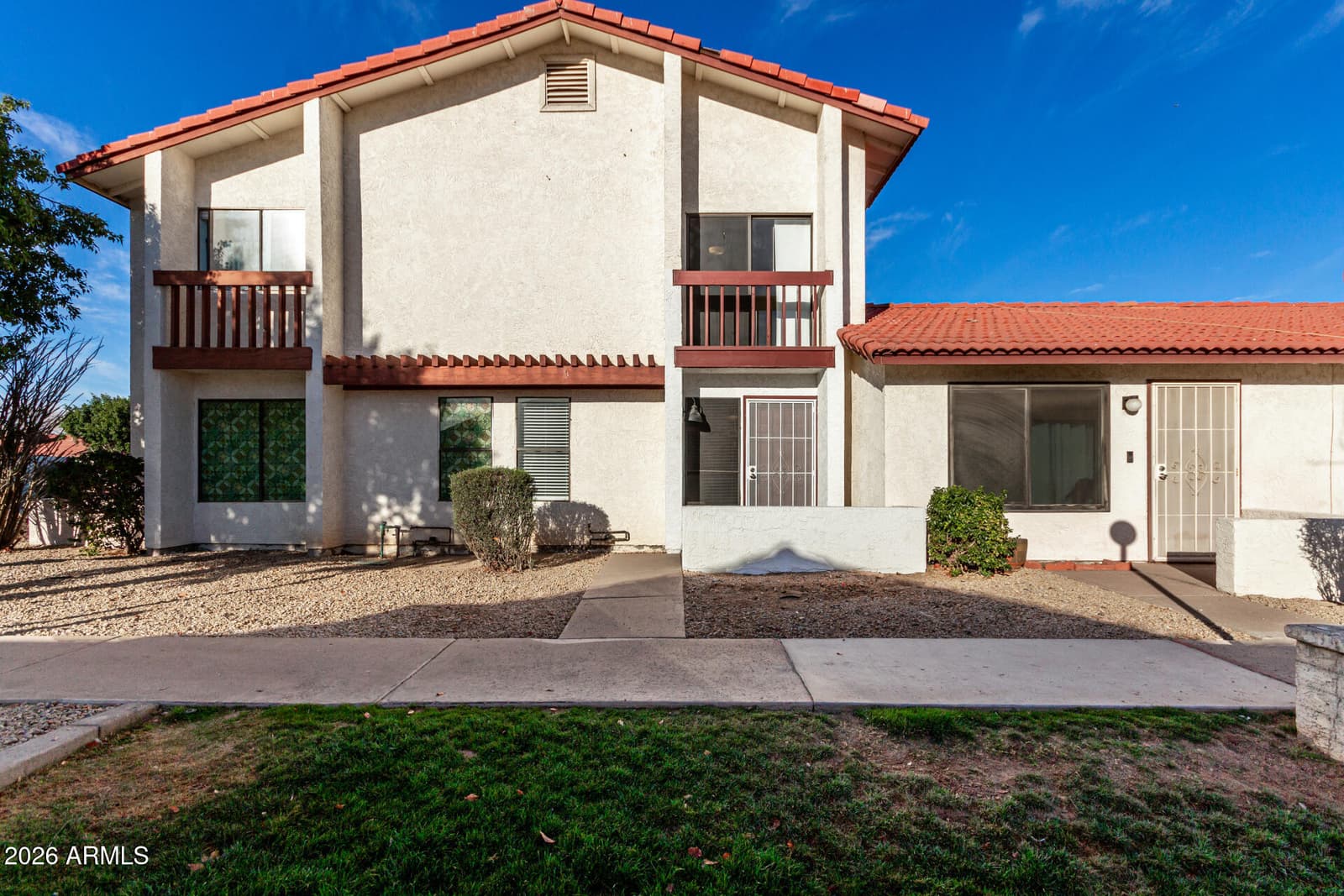 2842 E BECK Lane 2, Phoenix, AZ 85032