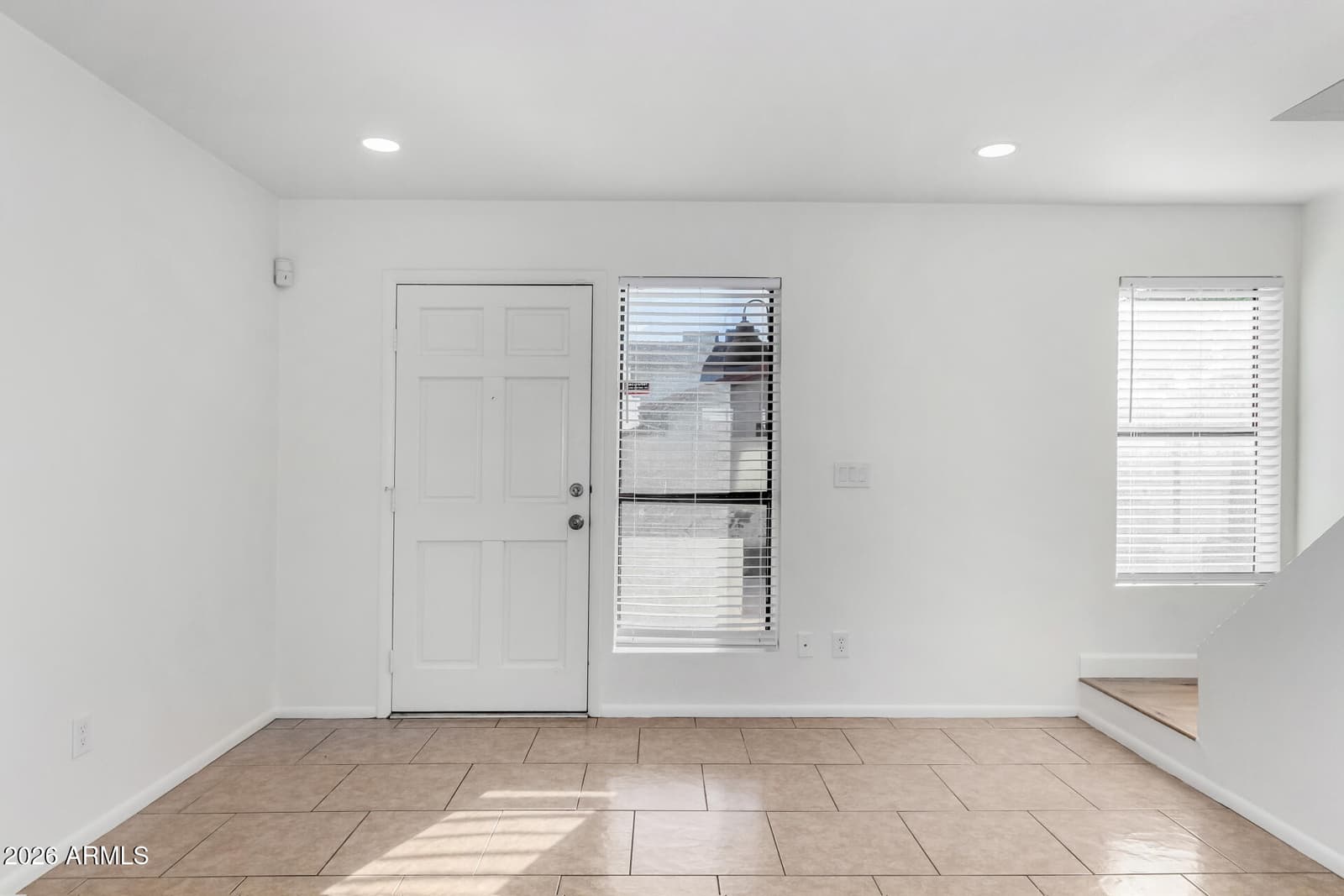 2842 E Beck Lane 2, Phoenix, AZ 85032 — photo 4 of 34