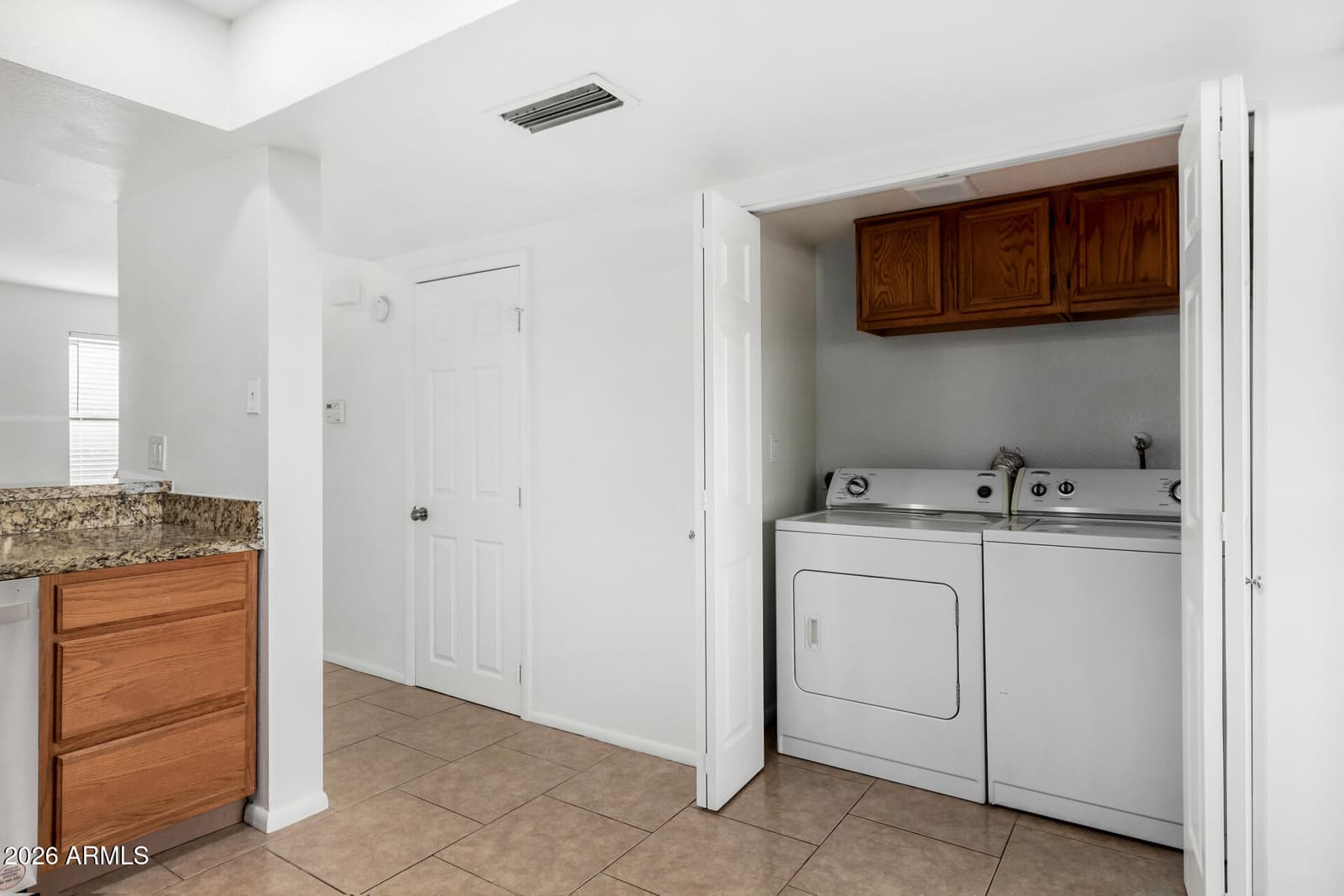 2842 E Beck Lane 2, Phoenix, AZ 85032 — photo 12 of 34