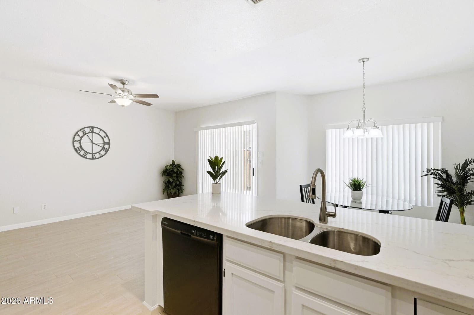 13833 S 40TH Street 1004, Phoenix, AZ 85044 — photo 14 of 33