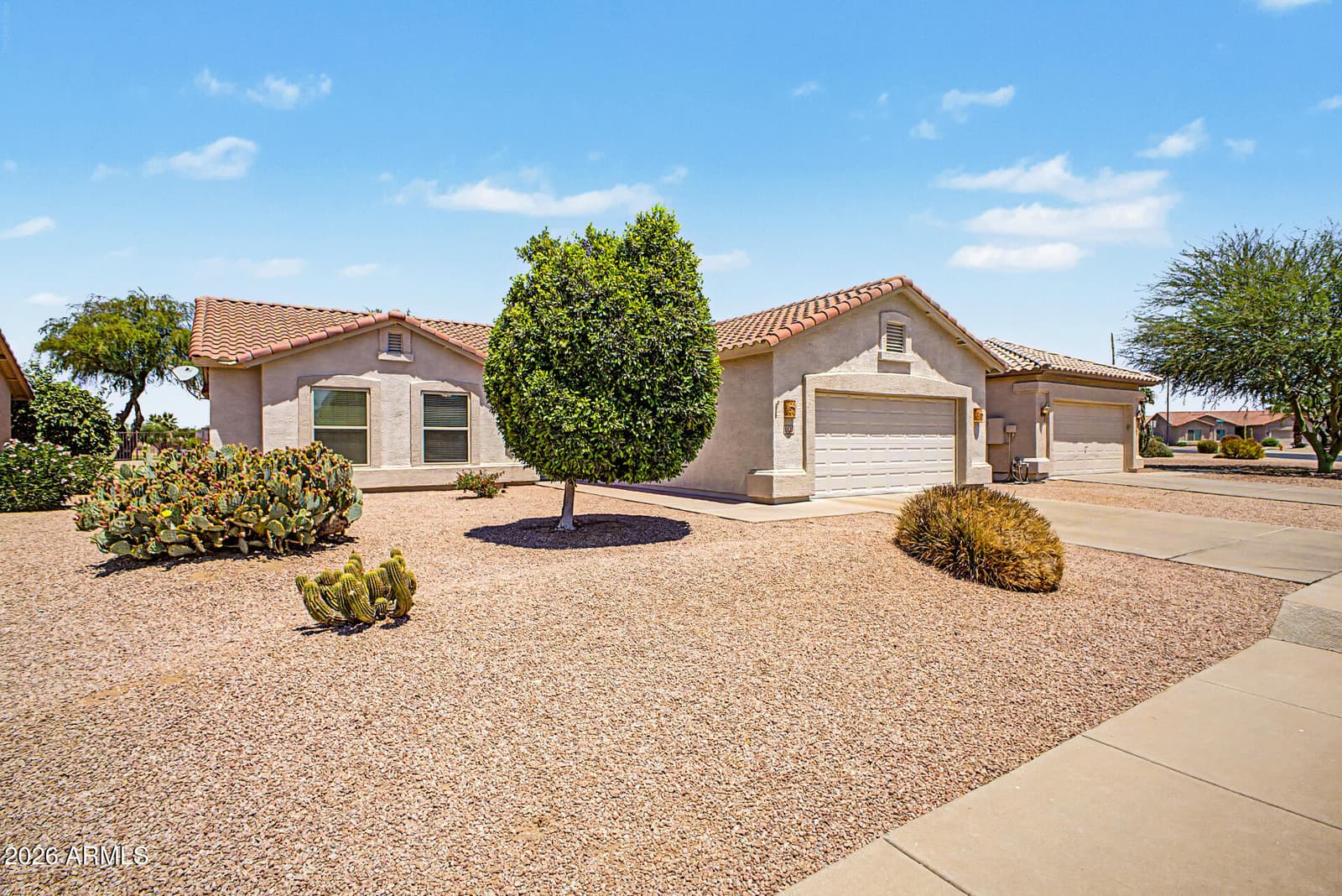 6836 S Tamarron Way, Chandler, AZ 85249 — photo 2 of 48