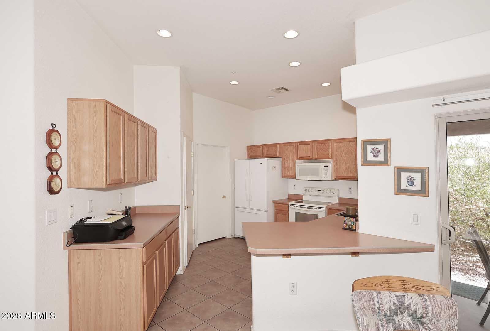 8013 W Zoe Ella Way, Peoria, AZ 85382 — photo 10 of 34