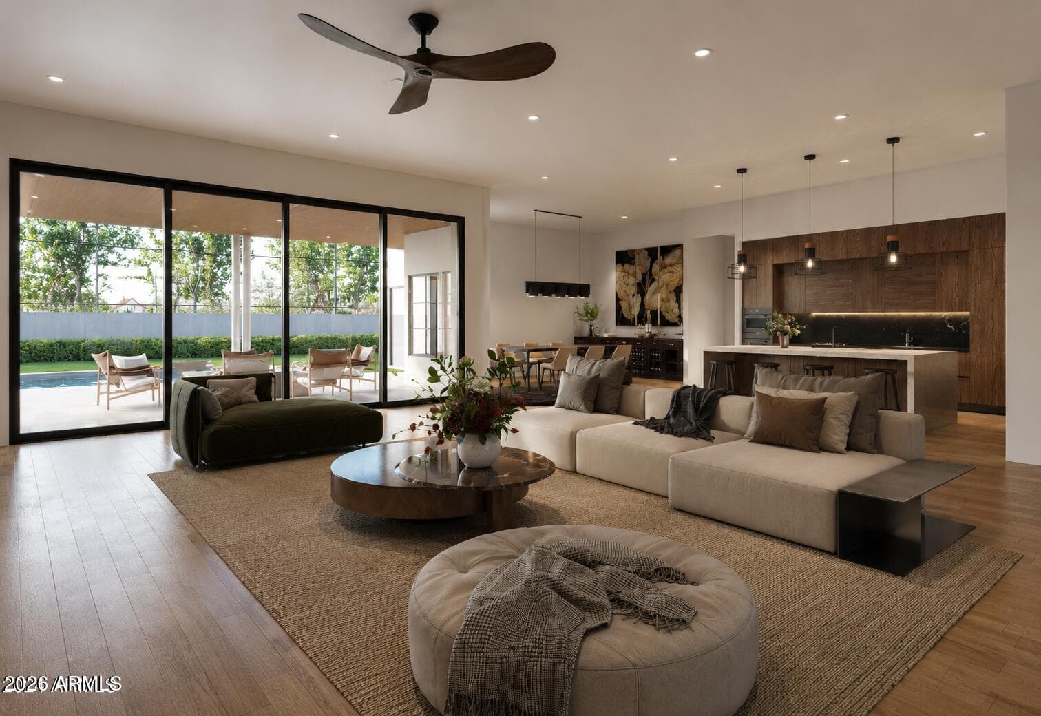 3901 E HIGHLAND Avenue, Phoenix, AZ 85018