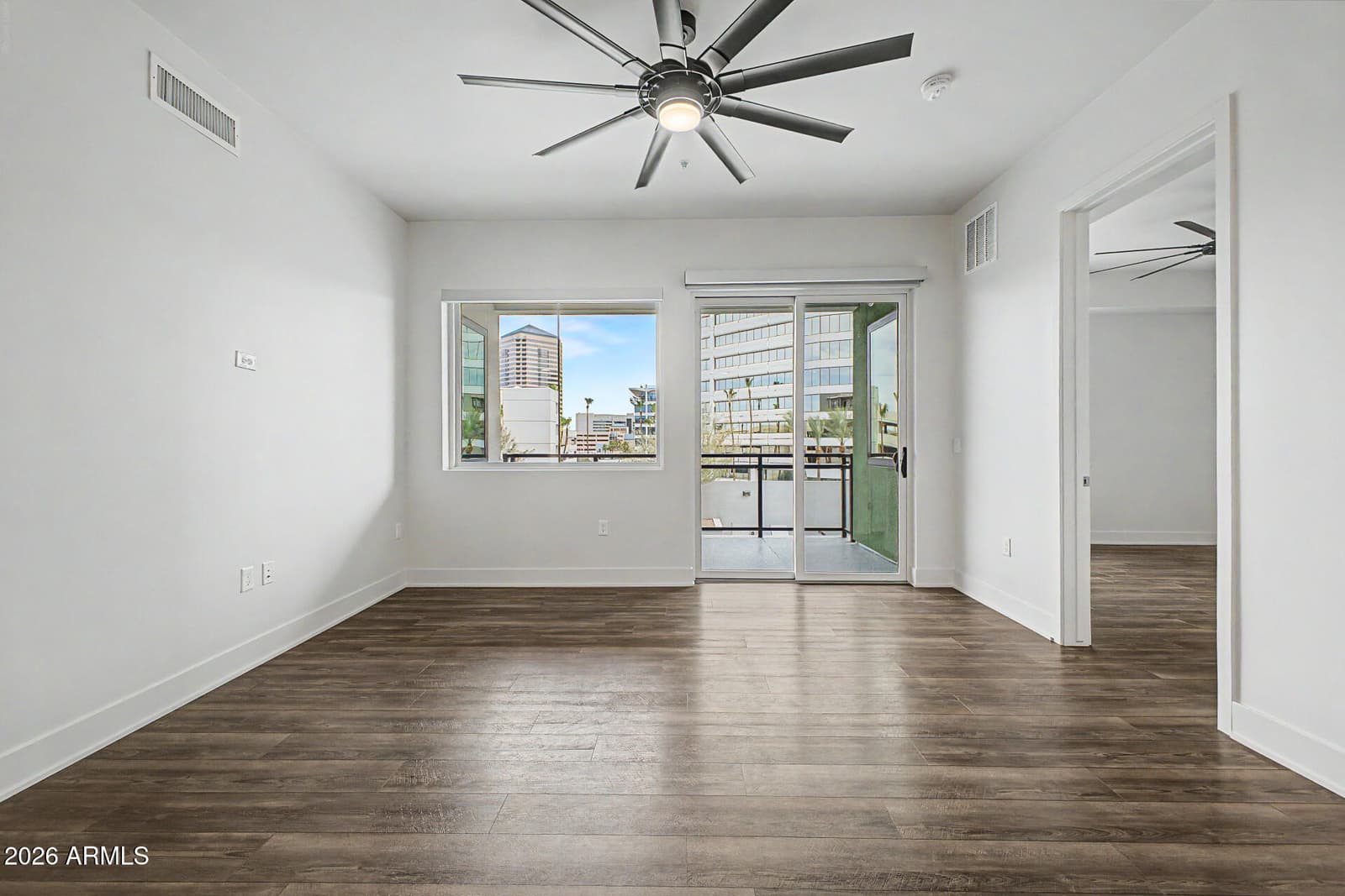 3131 N Central Avenue 4011, Phoenix, AZ 85012 — photo 3 of 42