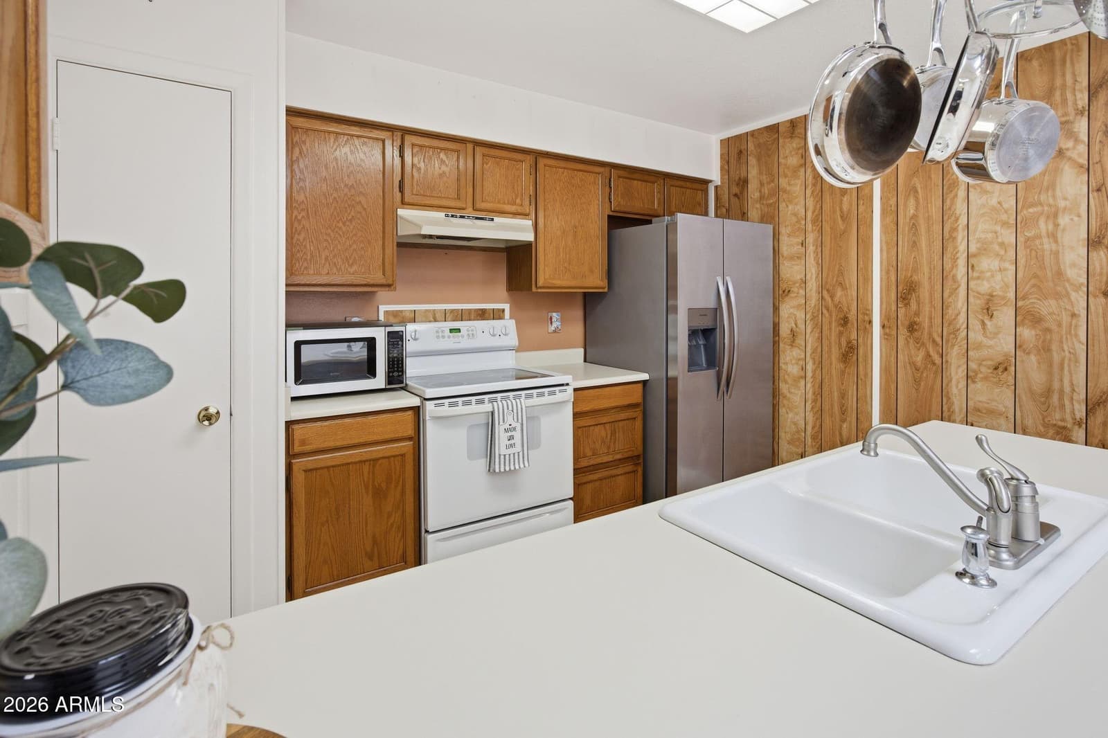 8140 N 107th Avenue 310, Peoria, AZ 85345 — photo 3 of 19
