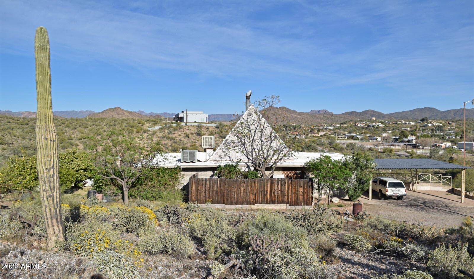 12 E SILVER KING Road, Queen Valley, AZ 85118 — photo 9 of 64