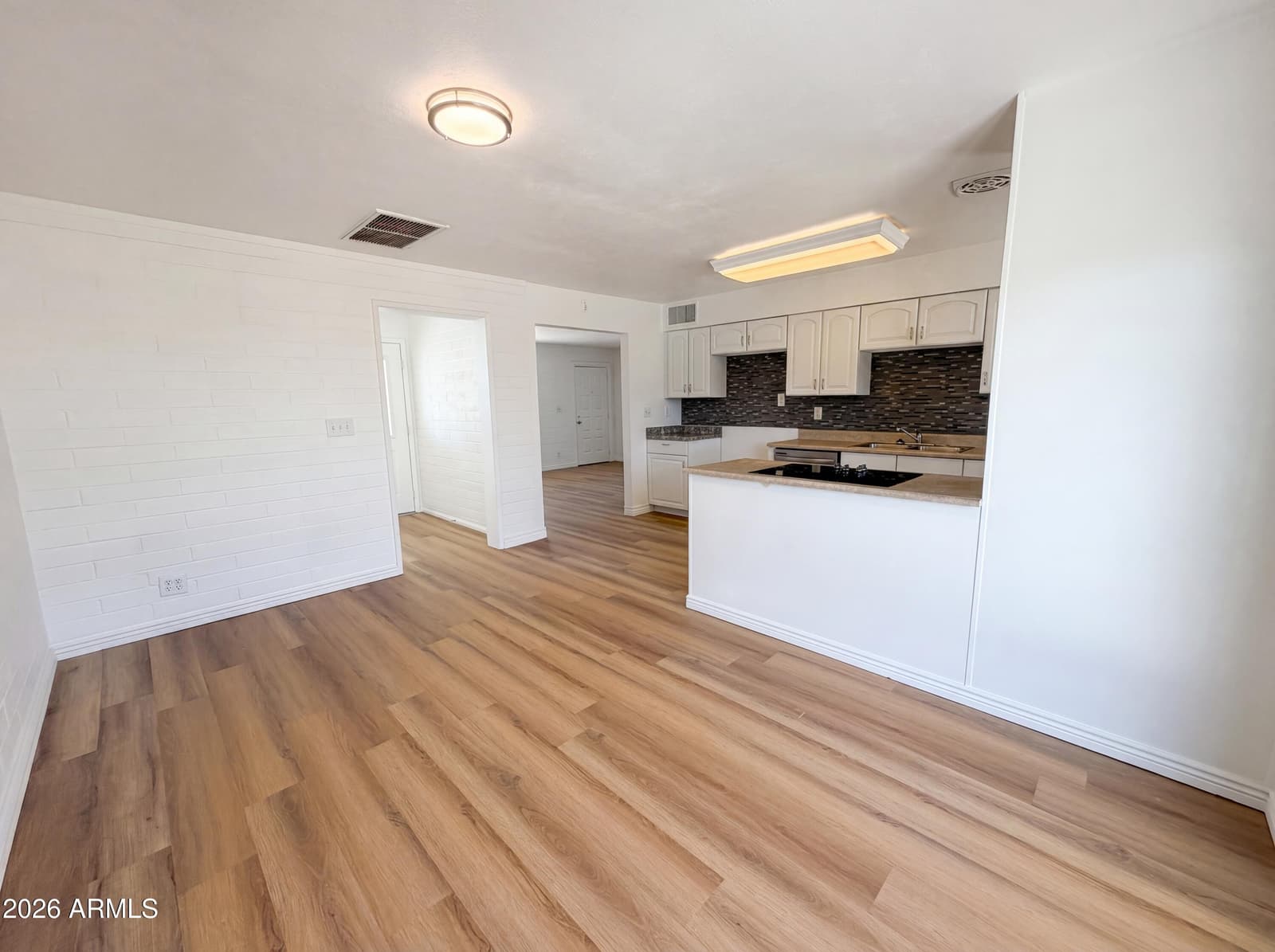 1457 W 7TH Avenue, Mesa, AZ 85202 — photo 9 of 25