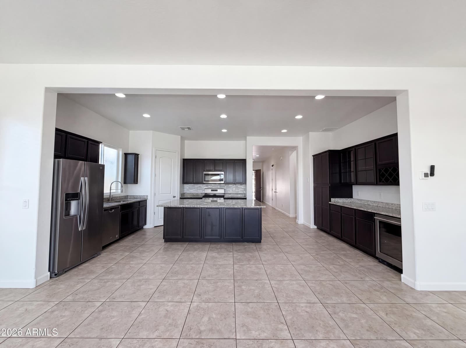 2528 N COMISKEY Drive, Florence, AZ 85132 — photo 7 of 16