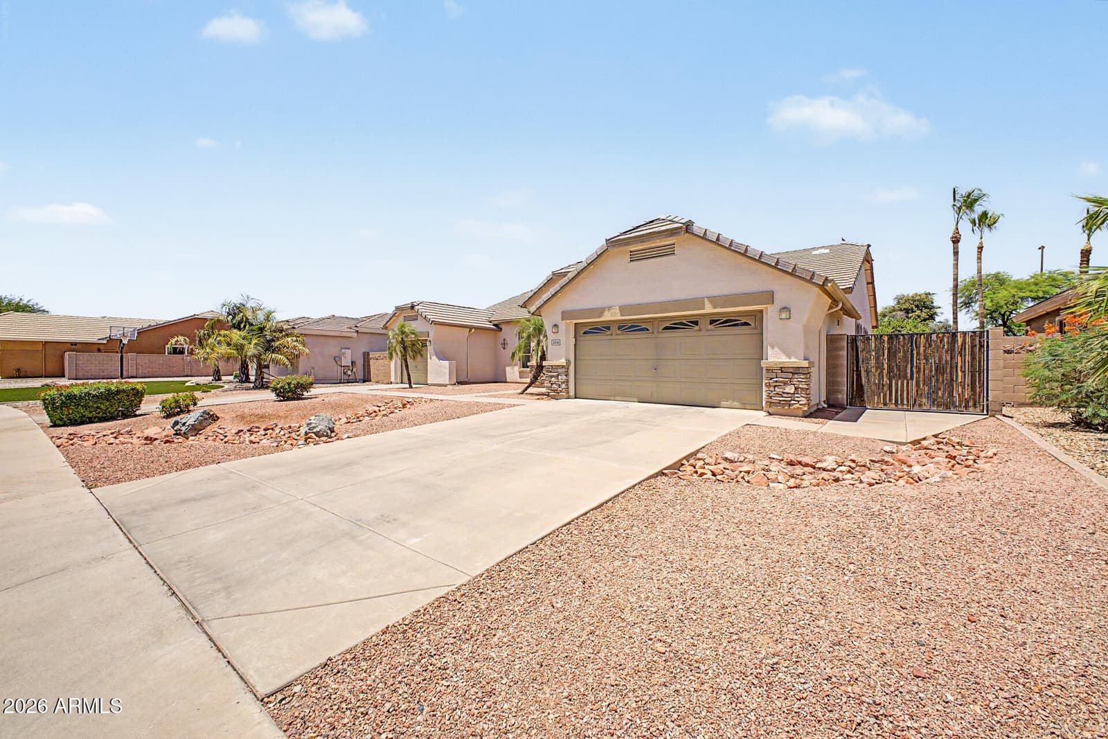 3076 E JUANITA Avenue, Gilbert, AZ 85234 — photo 3 of 46