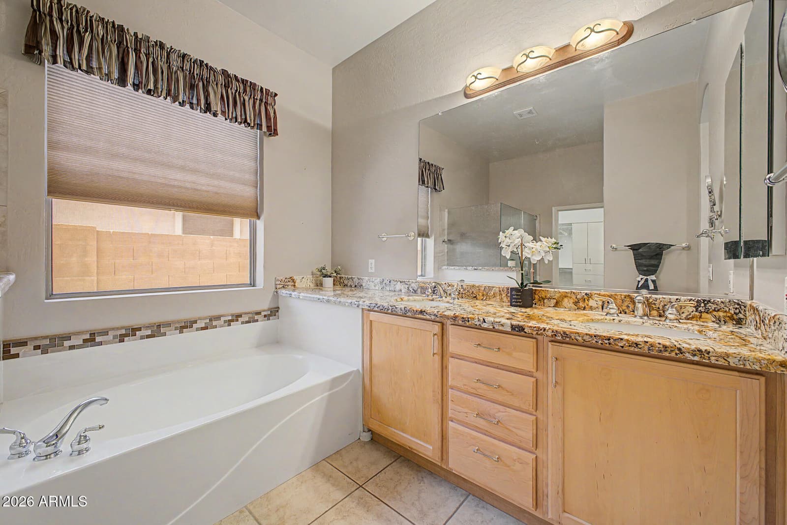 3076 E JUANITA Avenue, Gilbert, AZ 85234 — photo 32 of 46