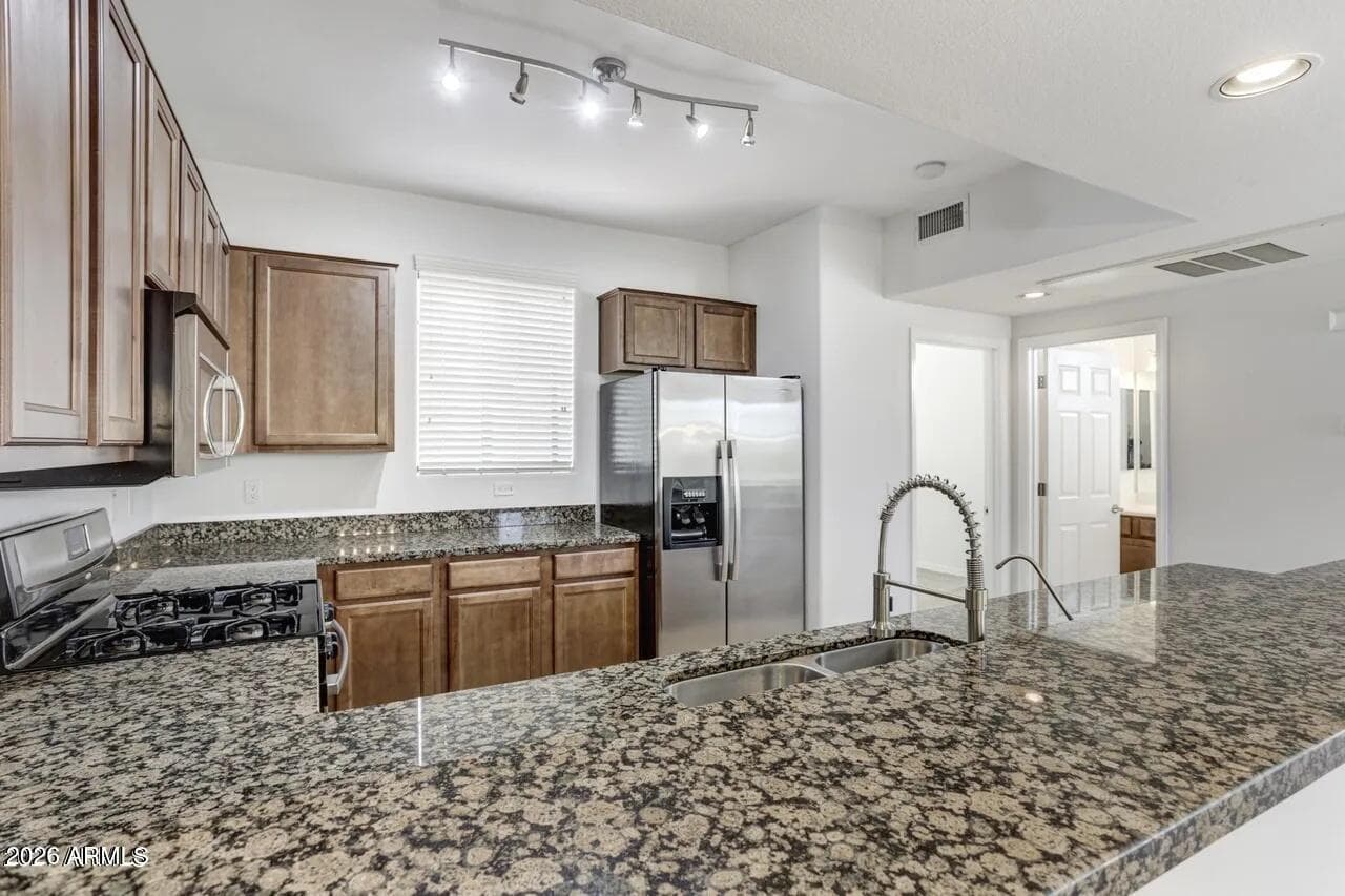 2315 N 52ND Street 147, Phoenix, AZ 85008 — photo 13 of 39