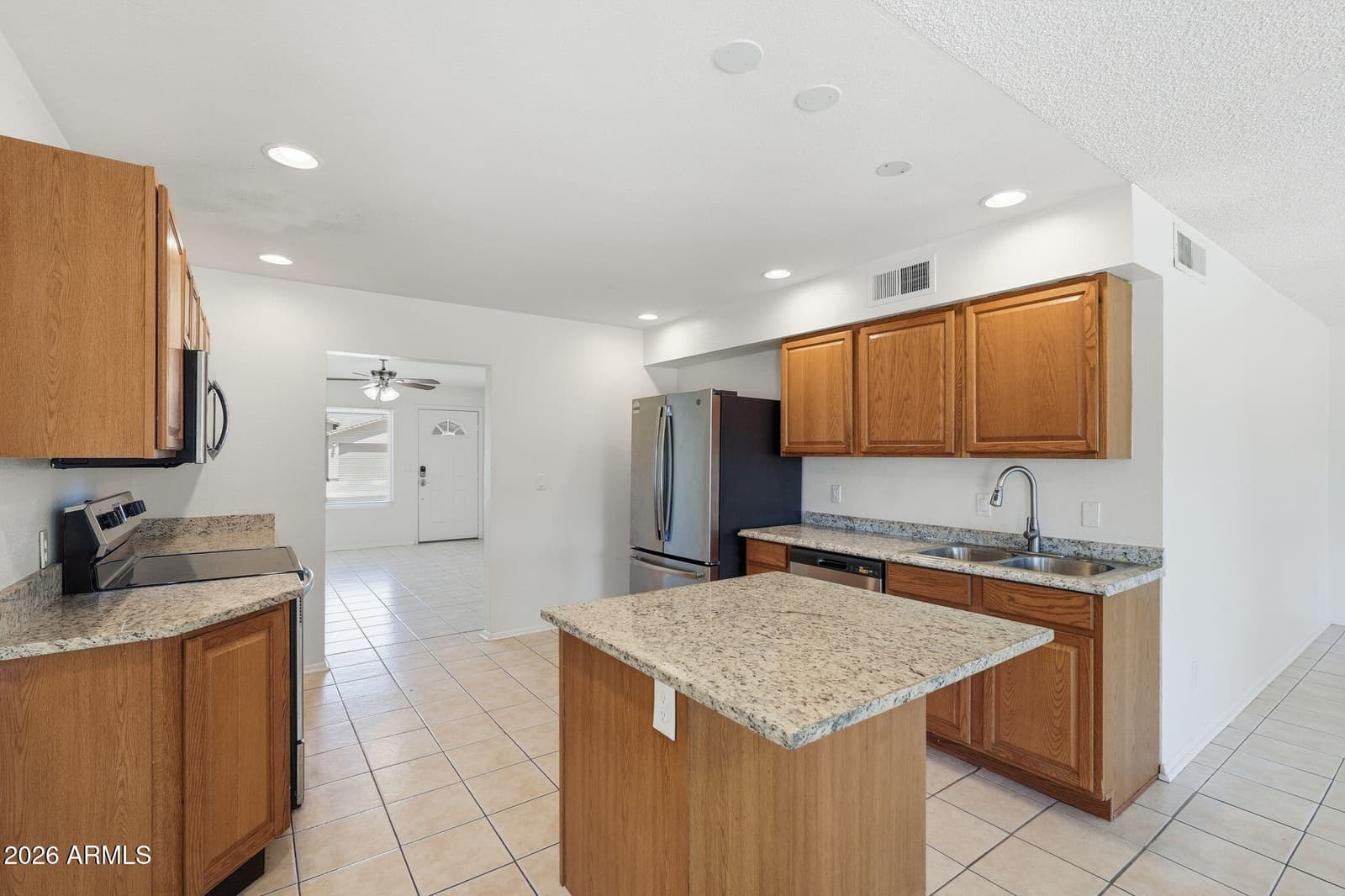 512 N LOS FELIZ Drive, Chandler, AZ 85226 — photo 10 of 35