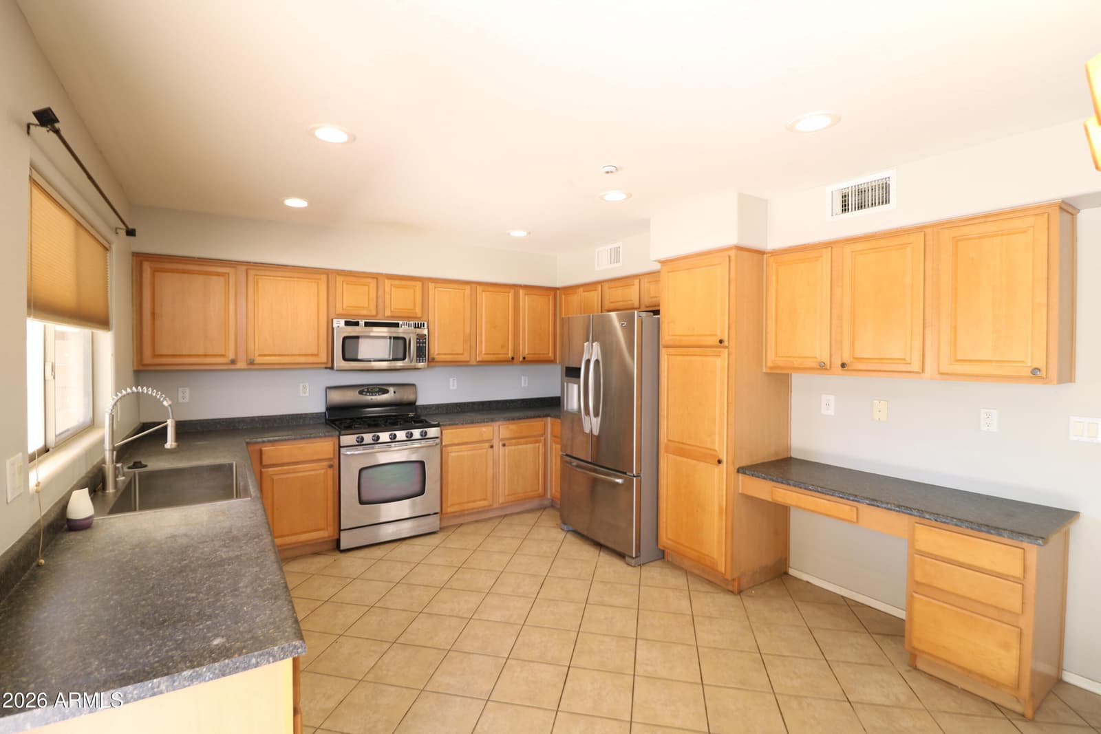 17059 W Northampton Road, Surprise, AZ 85374 — photo 4 of 19