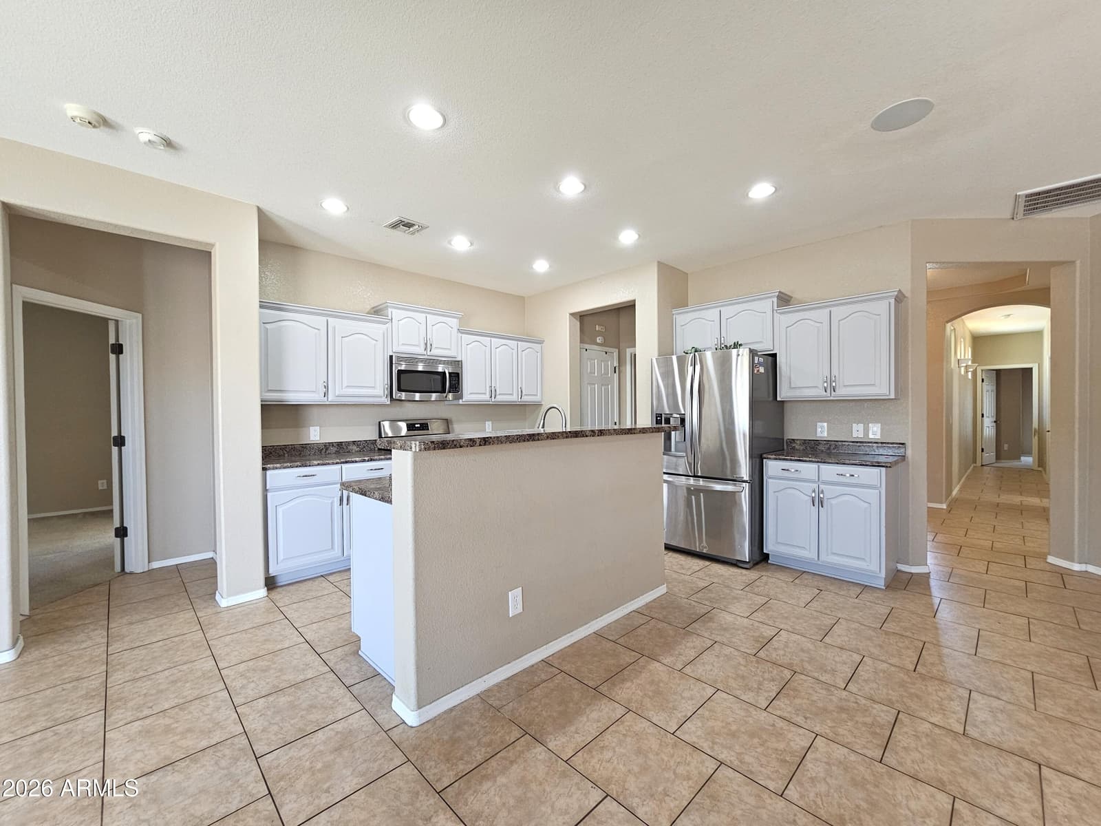 5585 Los Capanos Drive, Sierra Vista, AZ 85635 — photo 7 of 24