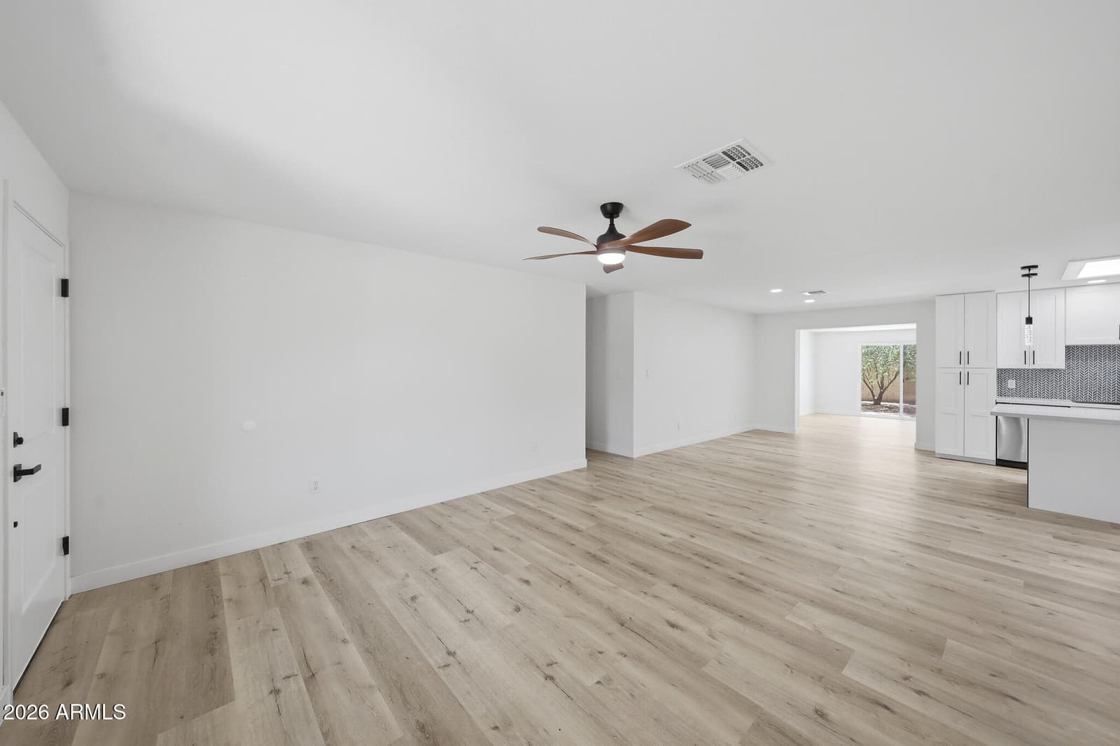 4941 W GRANADA Road, Phoenix, AZ 85035 — photo 4 of 31