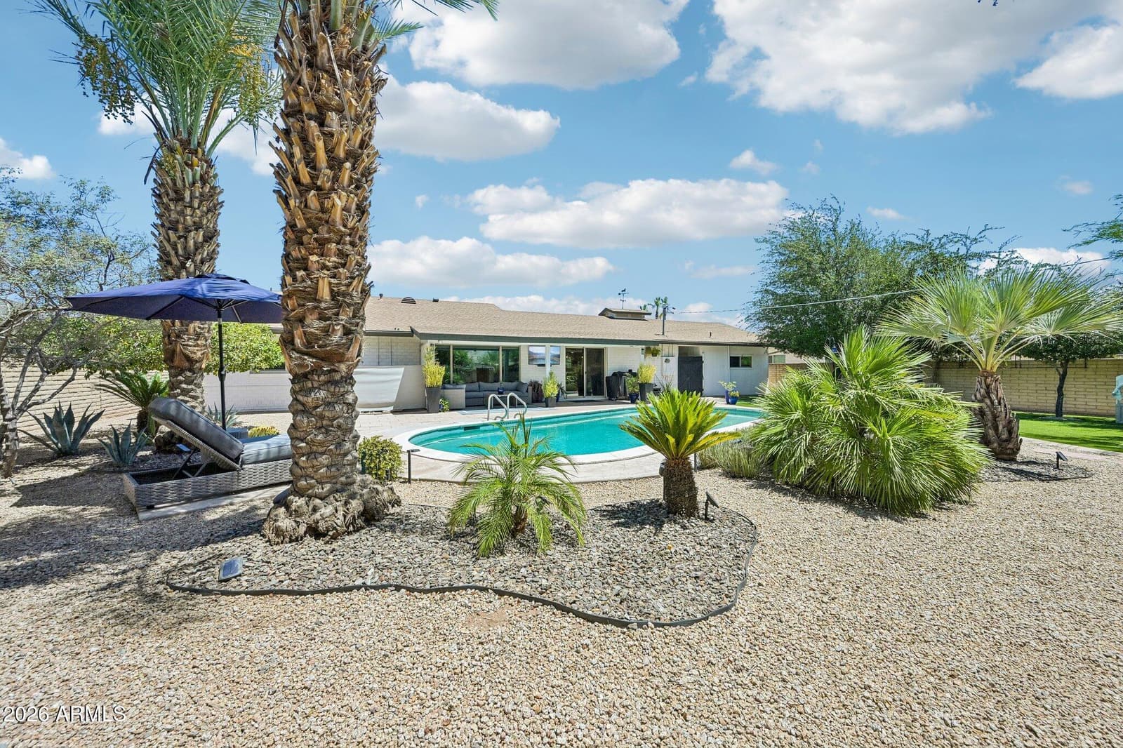 2117 W WINDSOR Avenue, Phoenix, AZ 85009 — photo 41 of 57