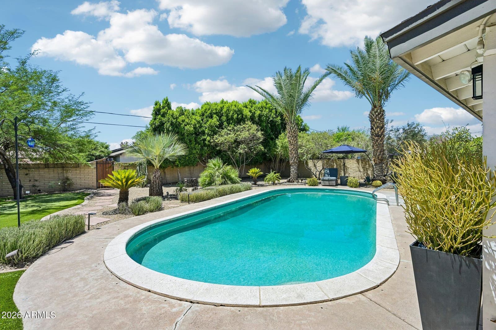 2117 W WINDSOR Avenue, Phoenix, AZ 85009 — photo 46 of 57