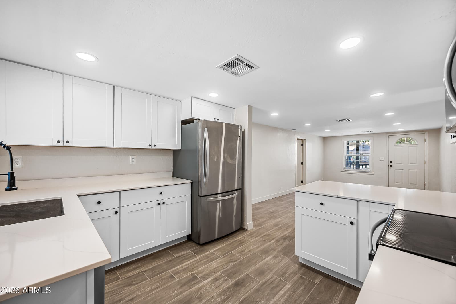 750 W 1ST Place, Mesa, AZ 85201 — photo 7 of 26
