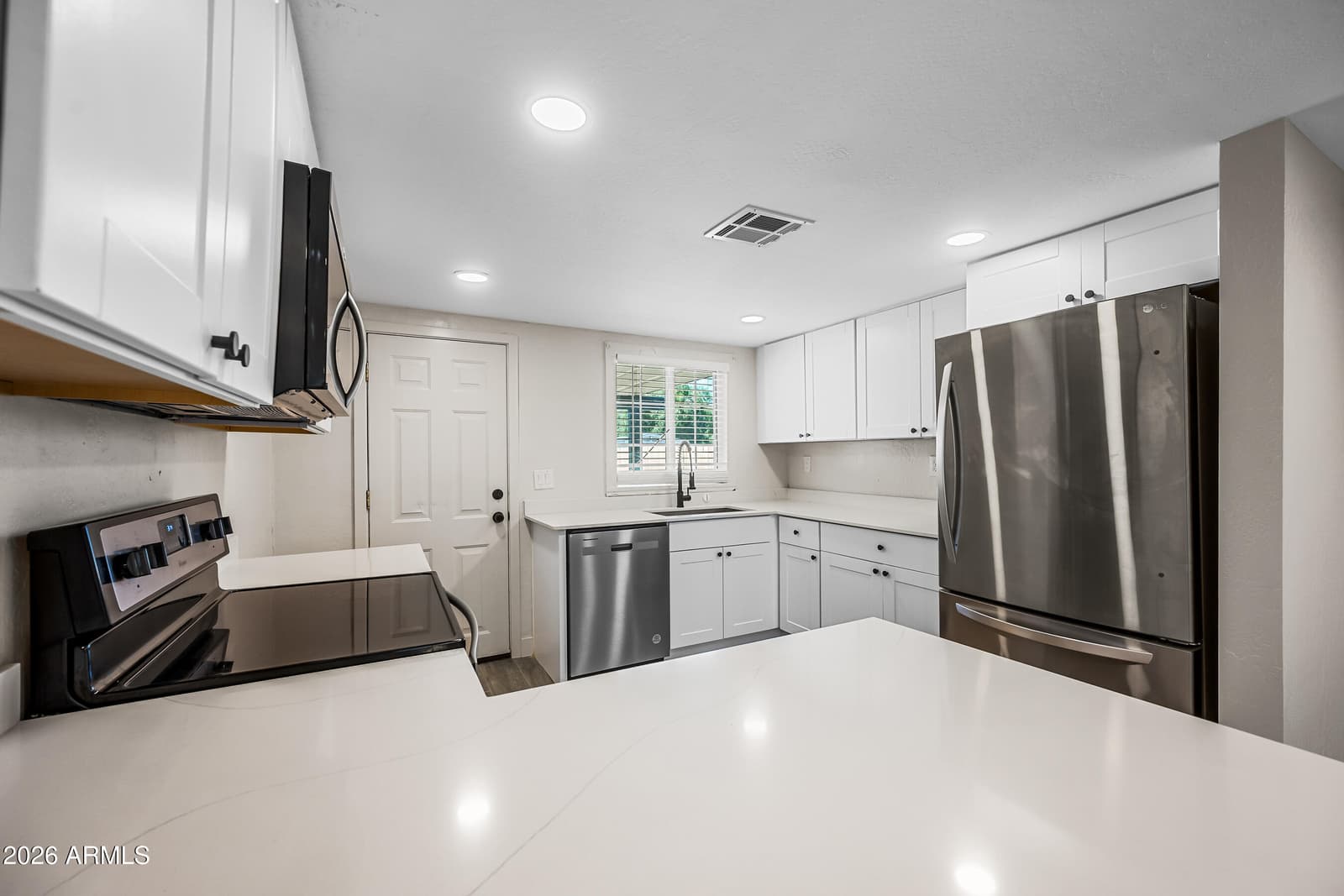 750 W 1ST Place, Mesa, AZ 85201 — photo 12 of 26