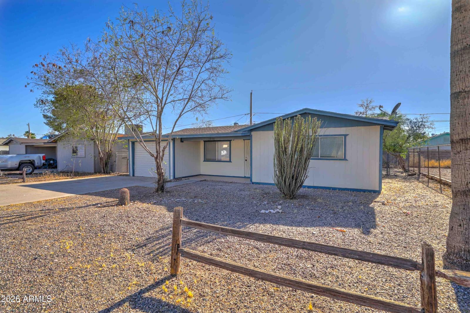 1880 S COCONINO Drive, Apache Junction, AZ 85120 — photo 3 of 27