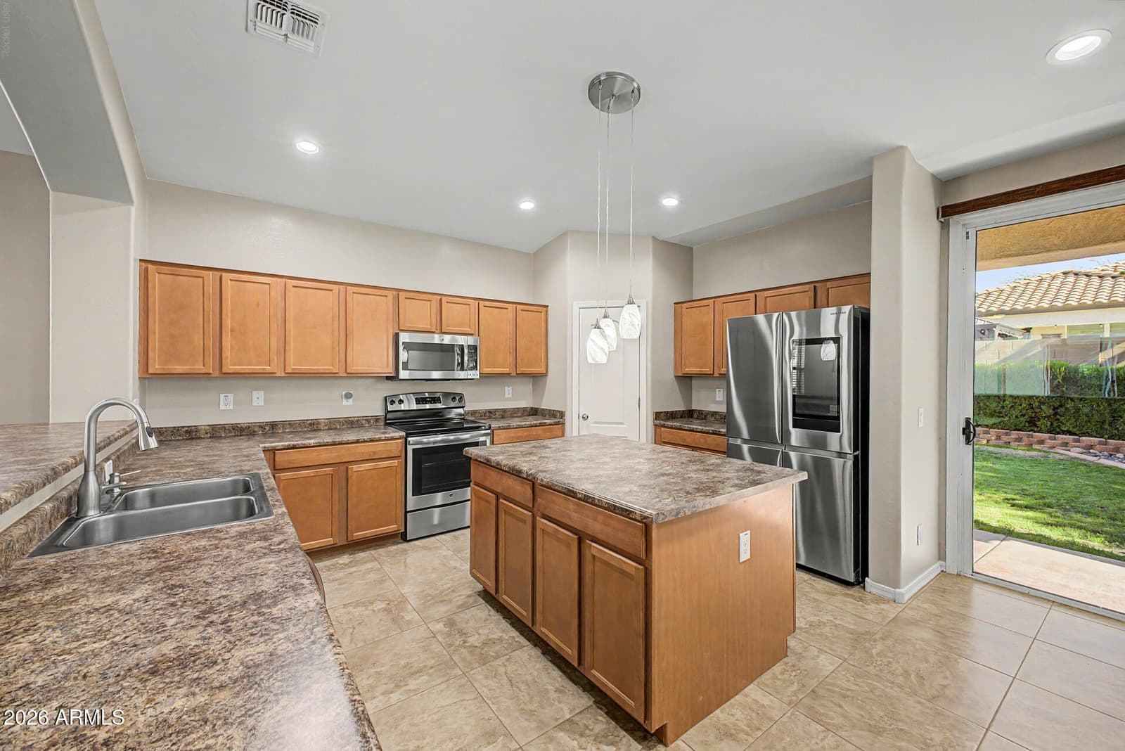 22241 E CHERRYWOOD Drive, Queen Creek, AZ 85142 — photo 10 of 34