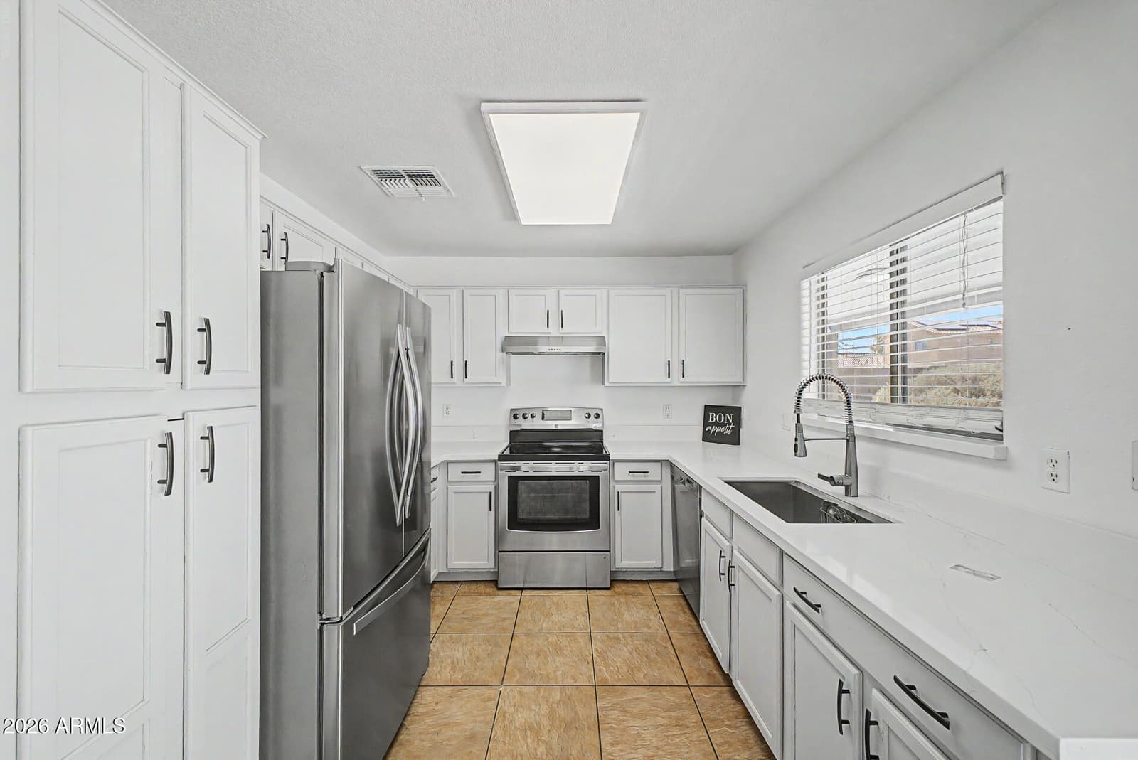 17564 W Calavar Road, Surprise, AZ 85388 — photo 12 of 28