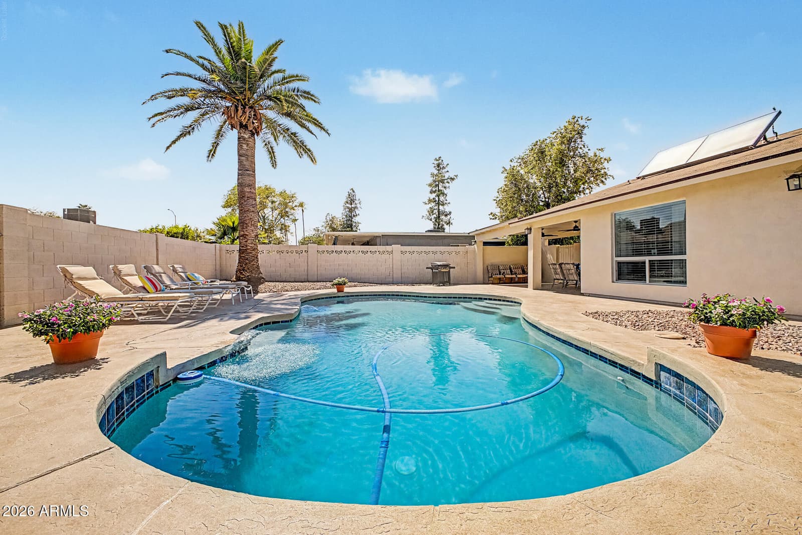 755 W LAGUNA AZUL Avenue, Mesa, AZ 85210