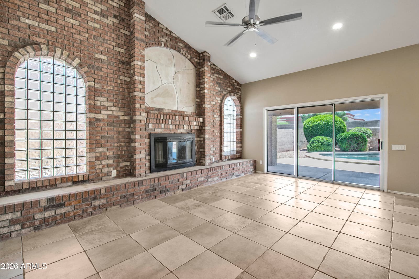 6023 W BLACKHAWK Drive, Glendale, AZ 85308 — photo 9 of 47