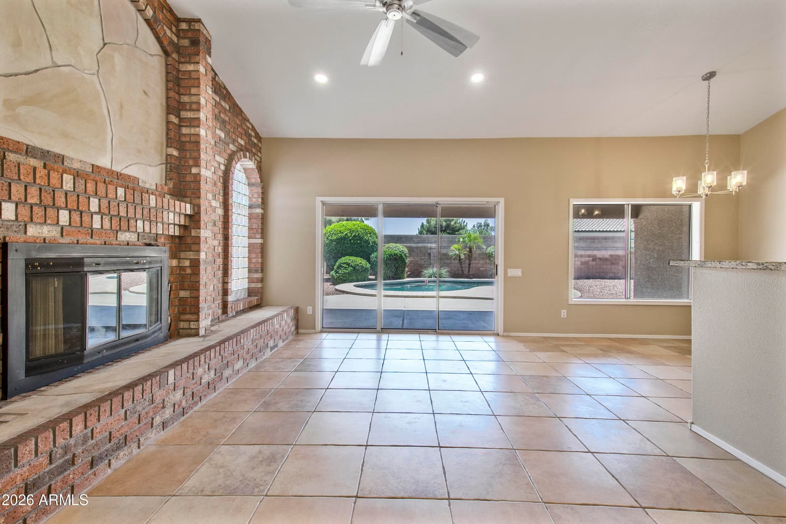 6023 W BLACKHAWK Drive, Glendale, AZ 85308 — photo 10 of 47