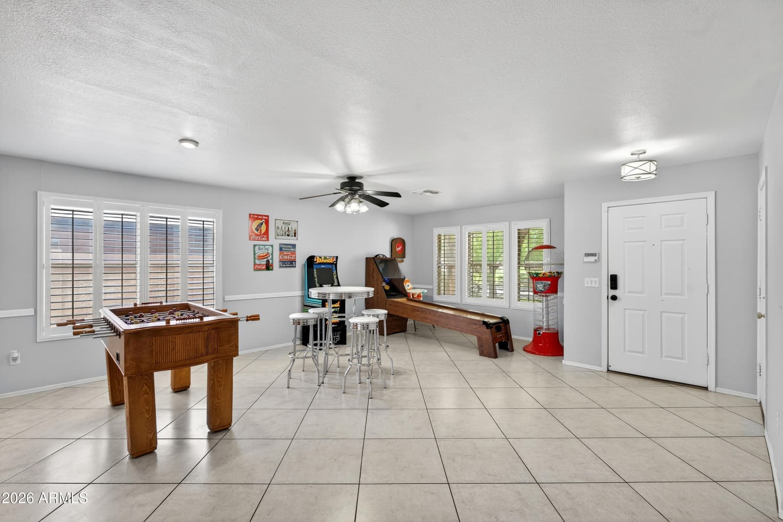 704 W La Pryor Lane, Gilbert, AZ 85233 — photo 3 of 54