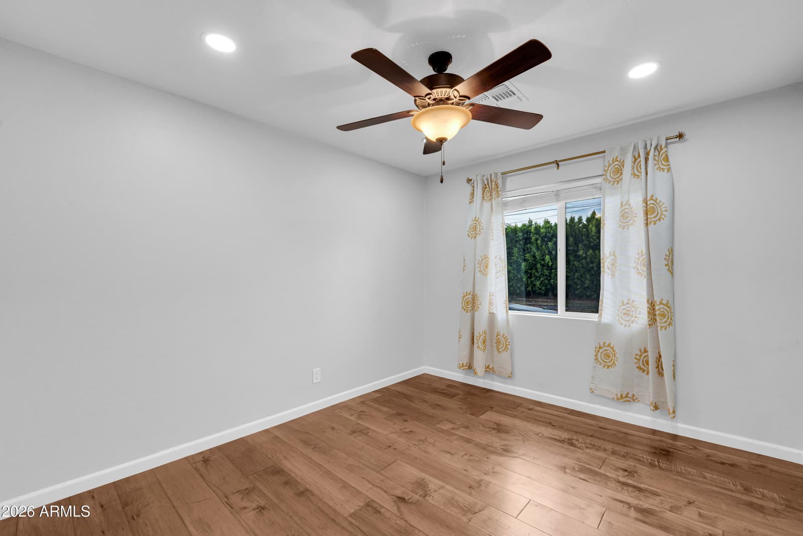4702 E McKinley Street, Phoenix, AZ 85008 — photo 11 of 15