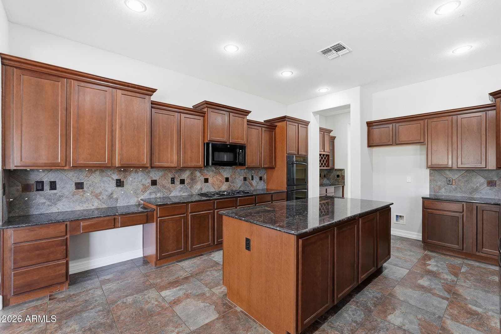 18614 W MARSHALL Avenue, Litchfield Park, AZ 85340 — photo 10 of 46