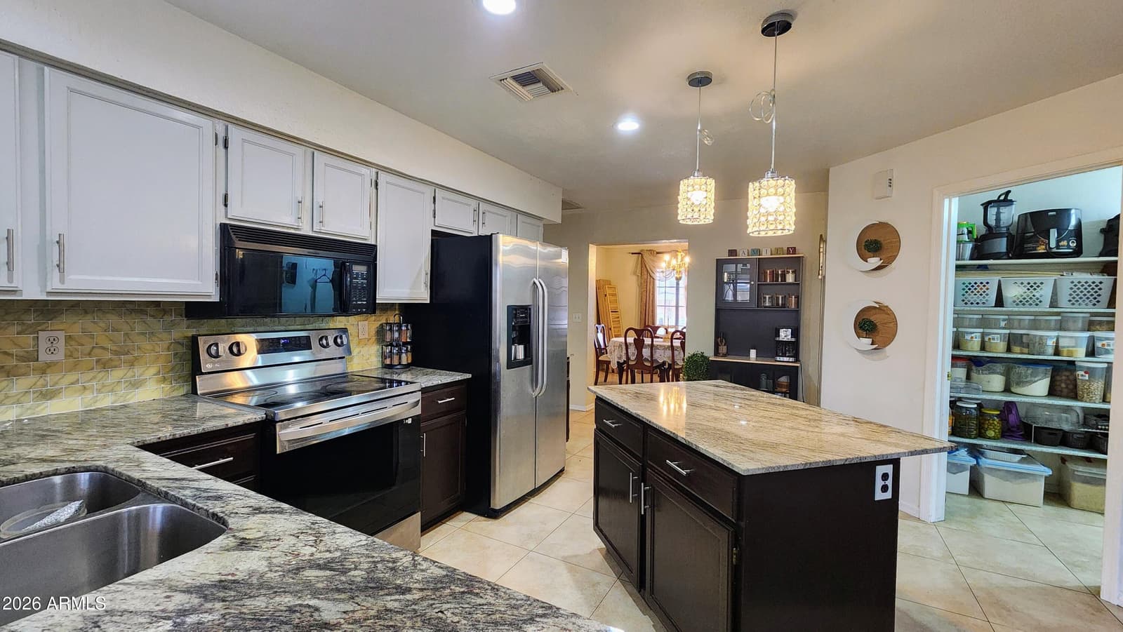 7425 W JENAN Drive, Peoria, AZ 85345 — photo 14 of 37