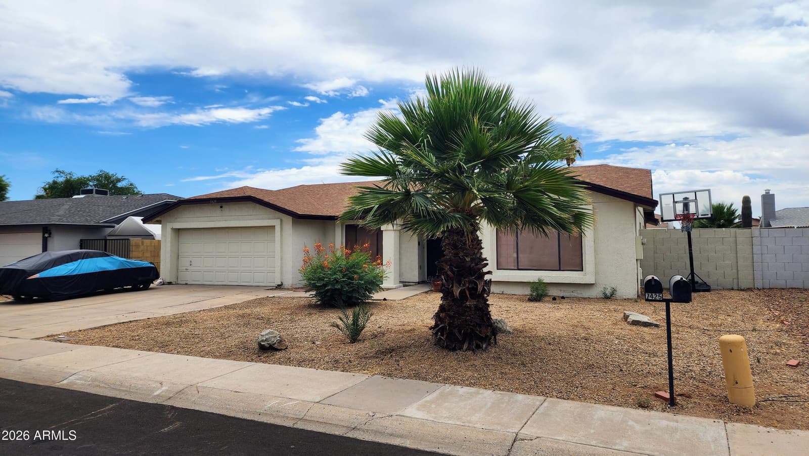 7425 W JENAN Drive, Peoria, AZ 85345 — photo 2 of 37