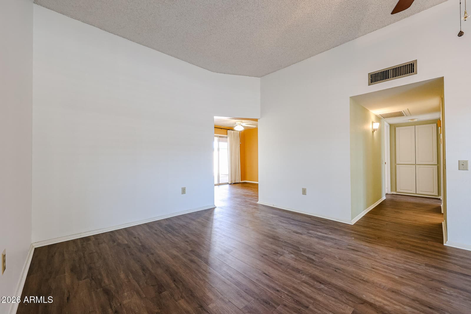 13071 N 100th Drive, Sun City, AZ 85351 — photo 10 of 41