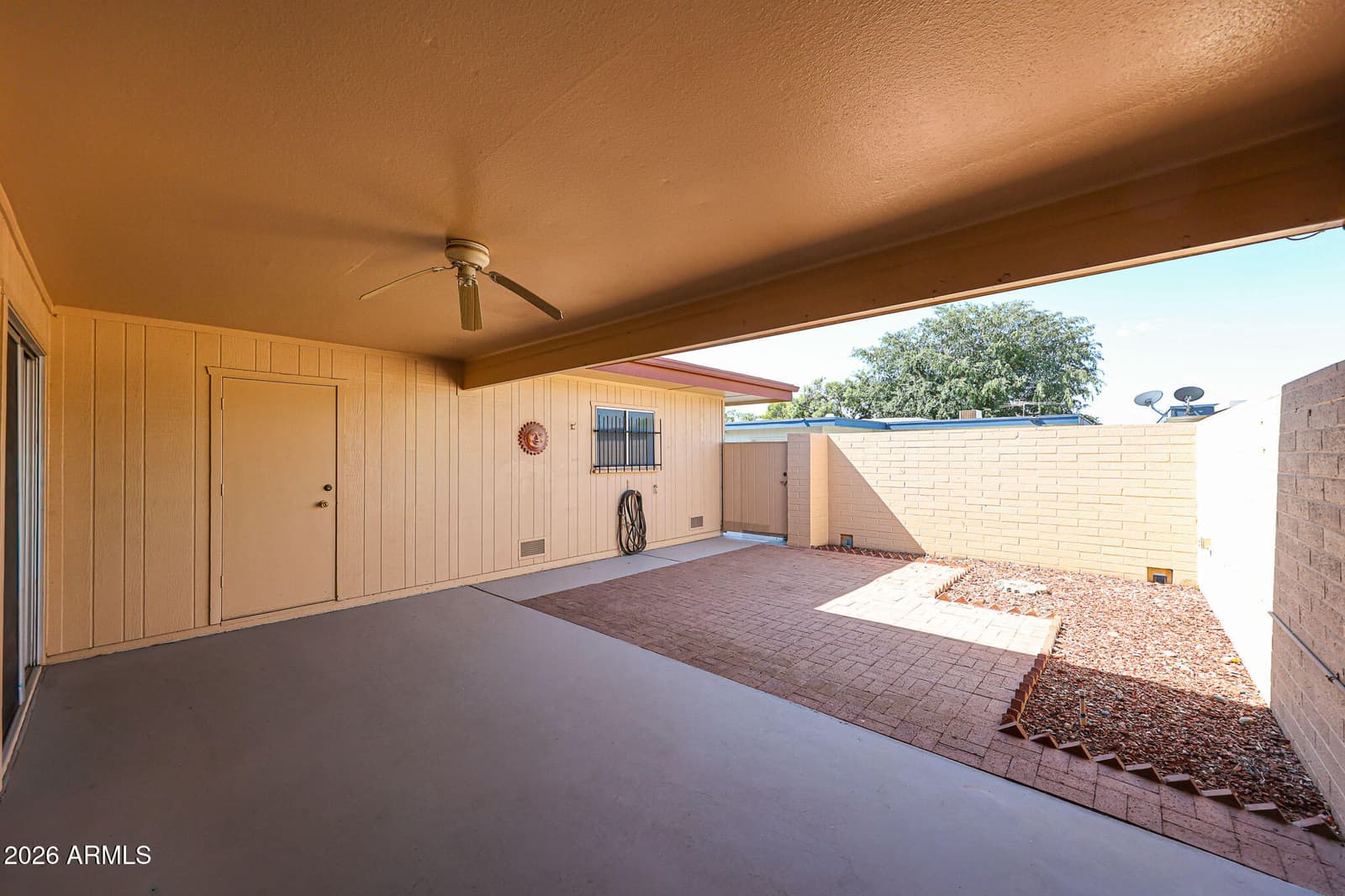 13071 N 100th Drive, Sun City, AZ 85351 — photo 5 of 41