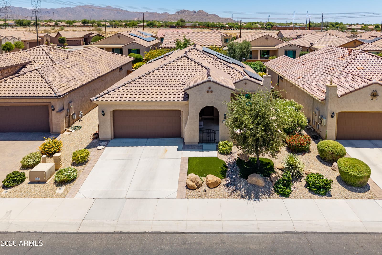 26611 W ZACHARY Drive, Buckeye, AZ 85396 — photo 4 of 61